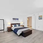 Huge 2Br 3Ba Ocean Front Condo By Cozysuites