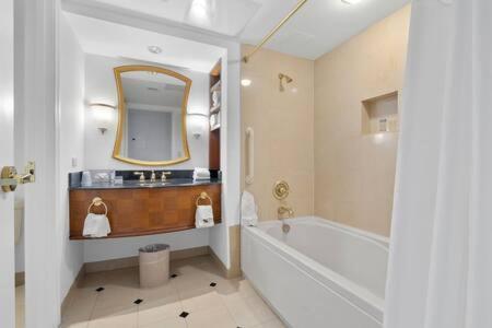 Huge 2br 3ba Ocean Front By Cozysuites